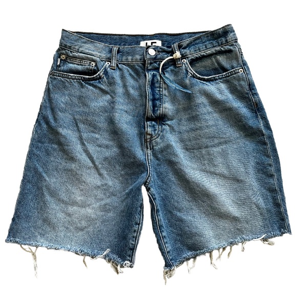 Lovers + Friends Pants - LOVERS AND FRIENDS NWT HIGH RISE 90s CUTOFF SHORTS SIZE 30 Y2K TRENDY
